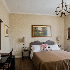Residenza In Farnese Otel